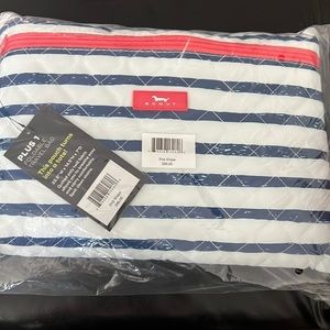 Scout plus 1 Foldable travel bag tote NEW blue white striped Ship Shape